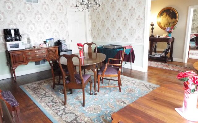 The Tillie Pierce House Inn