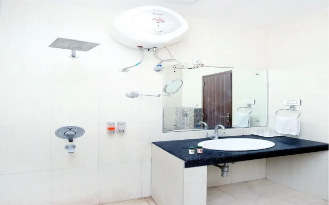 Hotel North Inn by OYO Rooms