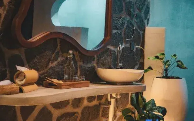 Wiwaka Bamboo House