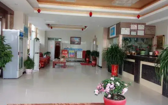 Huyang Business Hotel
