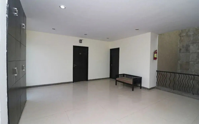 OYO 24624 Kaycee Residency