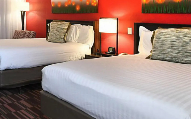 Holiday Inn Irving Las Colinas by IHG