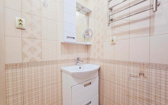 Deluxe Apartment on Epronovskaya Street