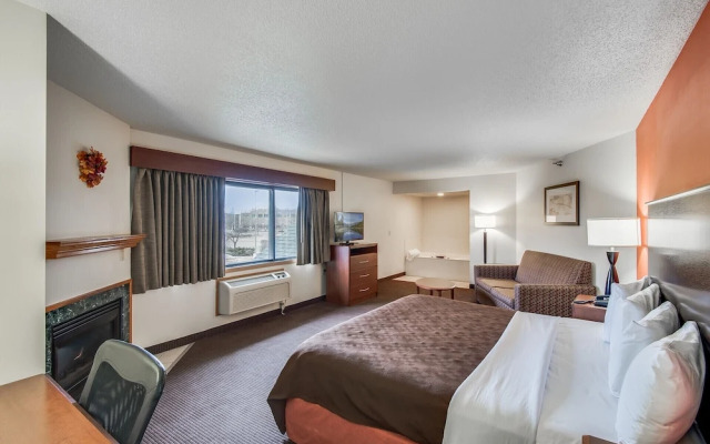 AmericInn Coon Rapids