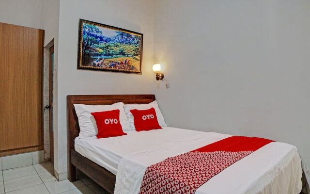 OYO 92638 Jr Residence Syariah
