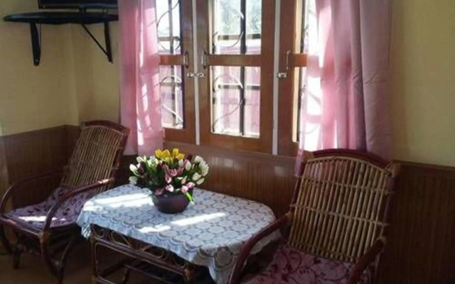 Royal Flower Guest House