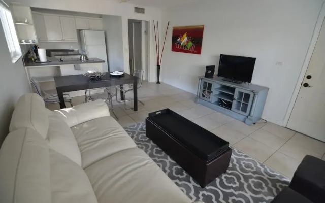 Riviera Luxury Living Coconut Grove