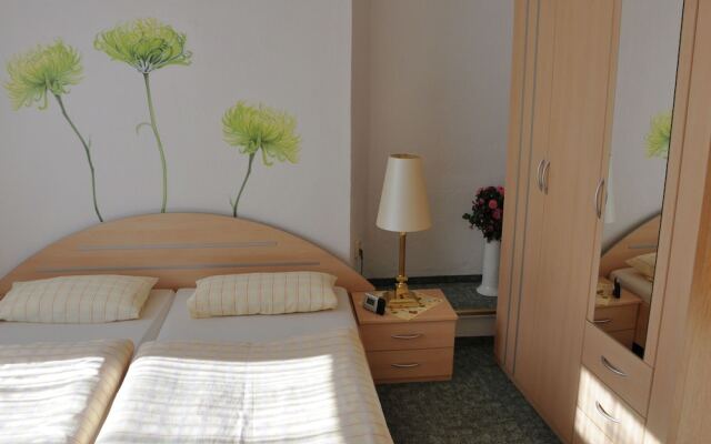 Rustic Apartment in Annaberg-Buchholz near City Center