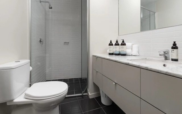 Exquisite Apartments Docklands
