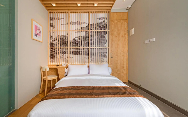 Tama Boutique Hotel – Guest Rooms – Bandung