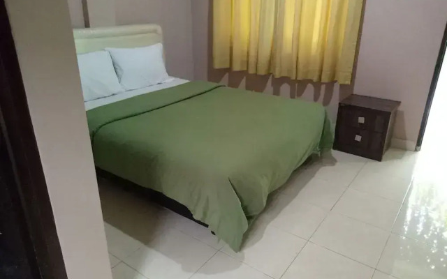 OYO 2456 Purnama House Kuta