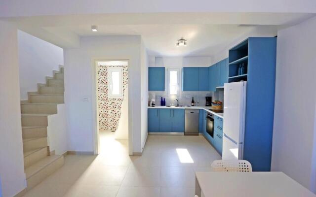 "xenos Villa 7 With a Private Pool Near the Sea."