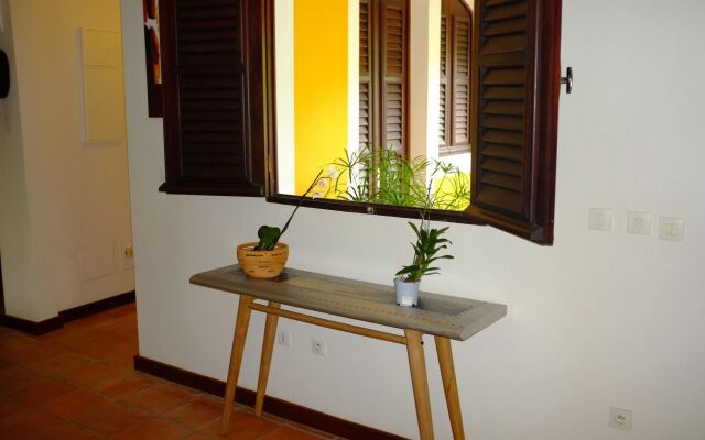 House with 3 Bedrooms in Le Lamentin, with Wonderful City View, Enclosed Garden And Wifi - 10 Km From the Beach