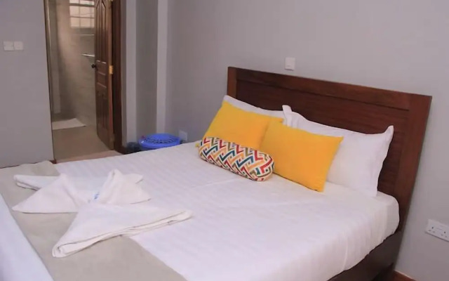 Lux Suites Bida Furnished Apartments