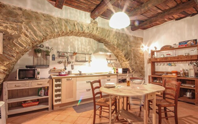 Amazing Home in Castellabate With 3 Bedrooms and Wifi