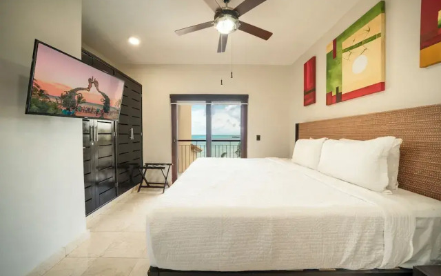 Beachfront Ocean View Penthouse Surf 408