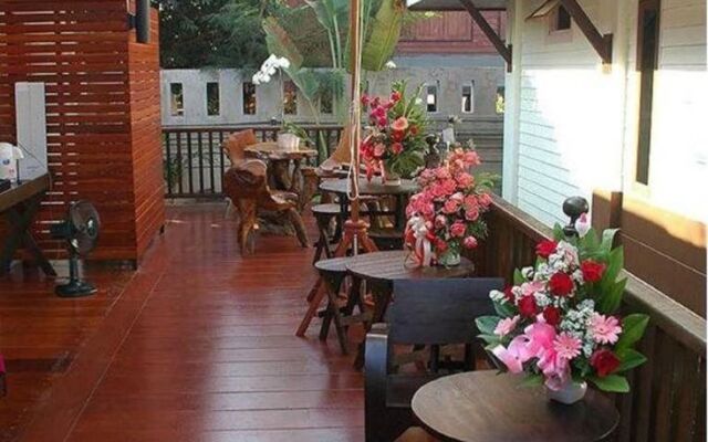 Baan Soontree Resort
