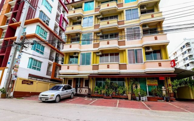 NIDA Rooms Min Buri 6 Floating Market