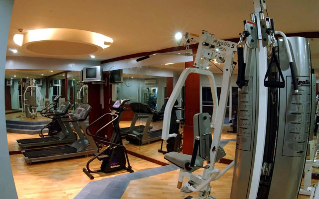 Crown Regency Residences Davao Hotel