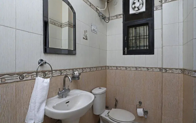 OYO 14875 The Imperial Residency