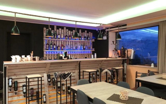 Veranda Hotel