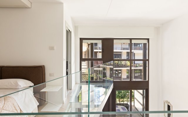 Elegant Loft with balcony