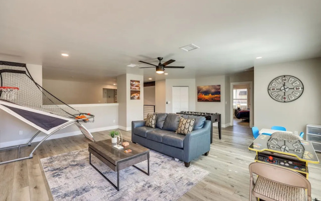 Scottsdale Oasis w/ Pool & Putting Green!