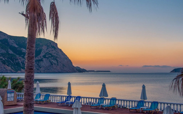 Crystal Beach Hotel