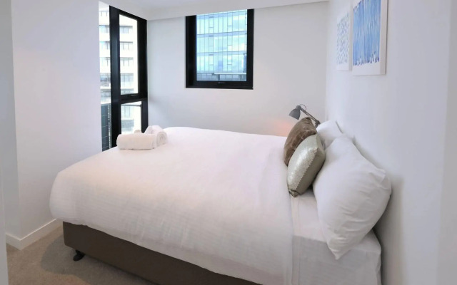 Melbourne Southbank Platinum Tower Apartment