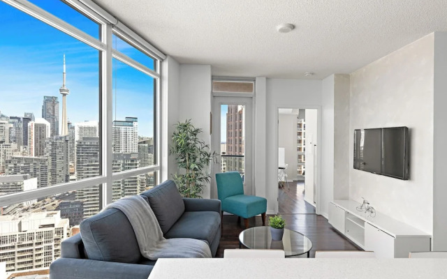 Toronto Waterfront Stay