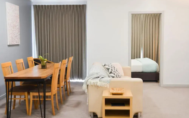 Mansfield Apartments