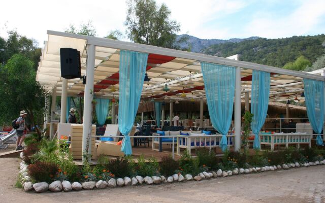 Sugar Beach Club