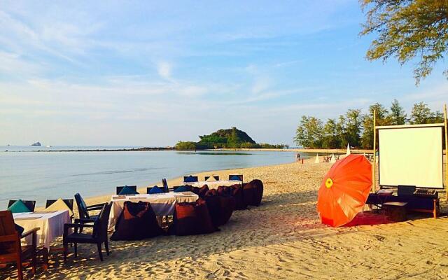 Kirati Beach Resort