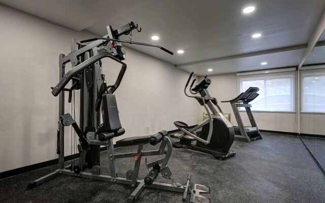Country Inn & Suites by Radisson, Pierre, SD