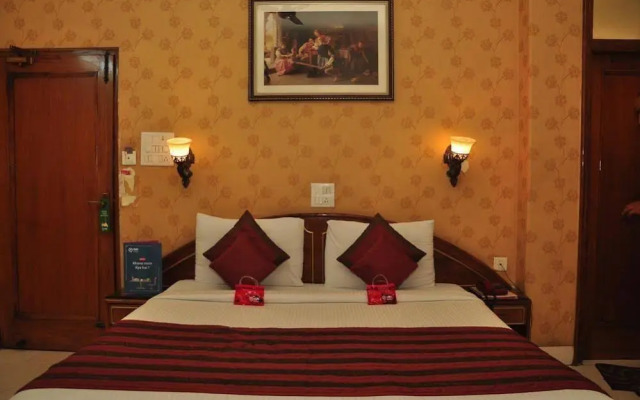 OYO Rooms Railway Station Exit Gate