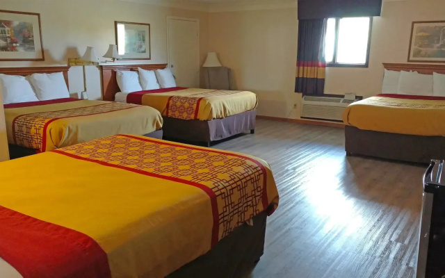 Americas Best Value Inn & Suites Thief River Falls - фото 5