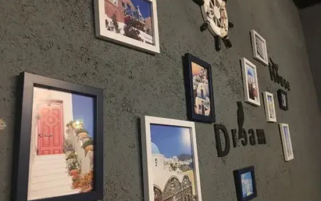 Xiangyulou Hostel