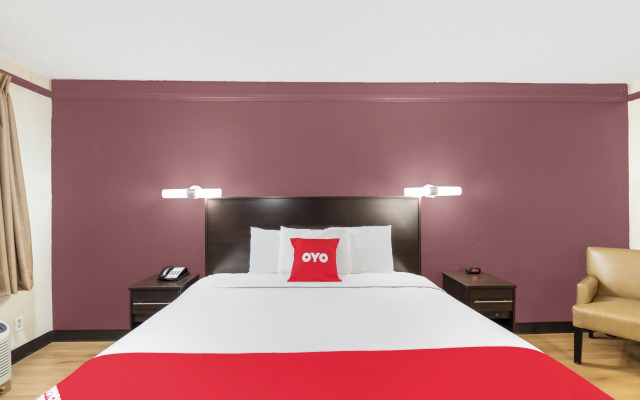 OYO Hotel Tulsa N Sheridan Rd & Airport