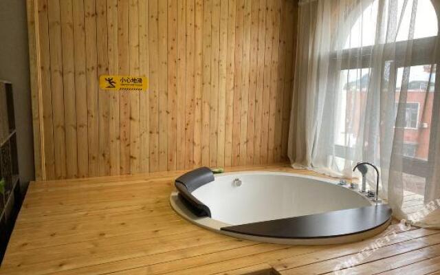 Wutong Hot Spring Hotel