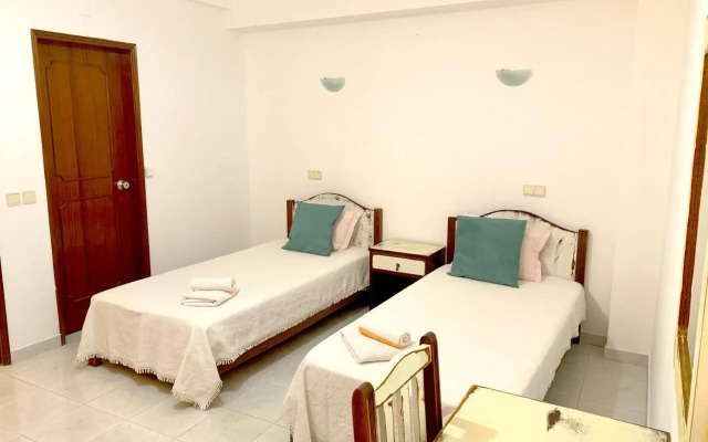 Faro Central Guesthouse