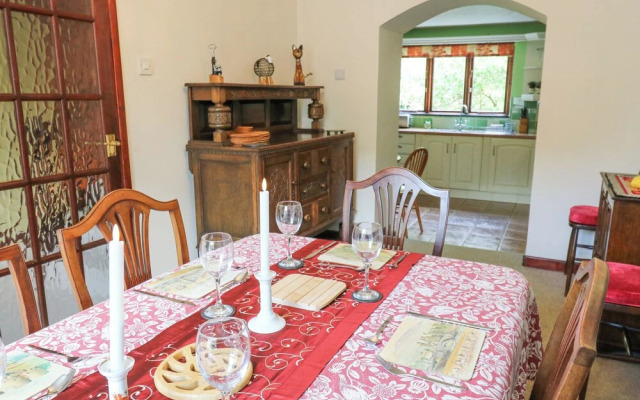 Derwen Villa