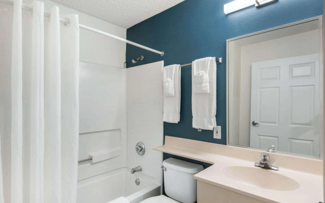 Suburban Studios Lakeland North I-4