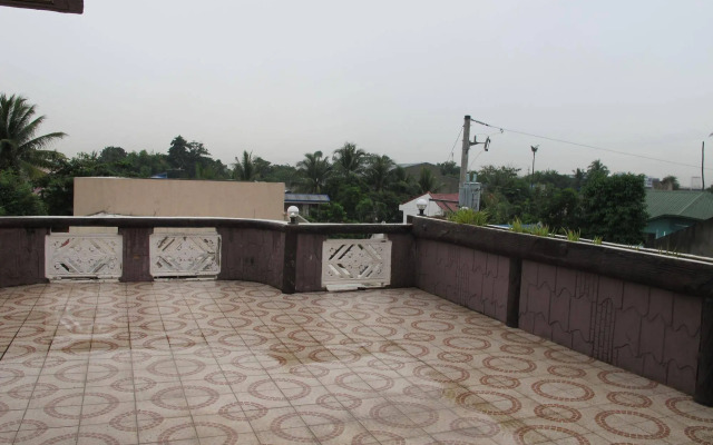 Pe're Aristo Guesthouse