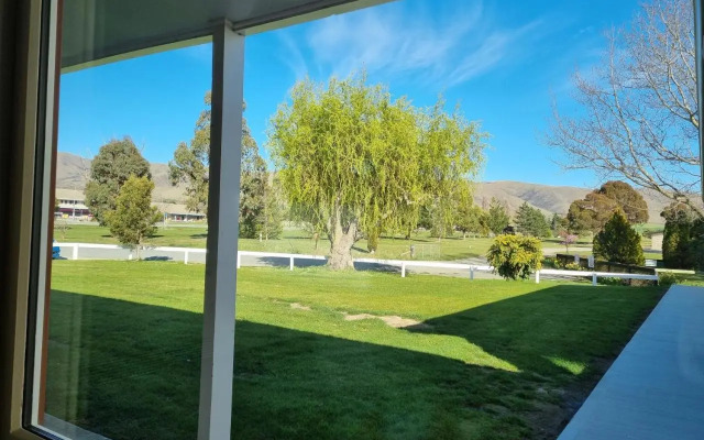 Home Away from Home - Waitaki Lakes Apartment A5