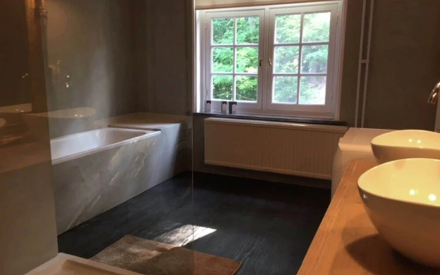 Spacious Holiday Home in Borkel en Schaft With Garden