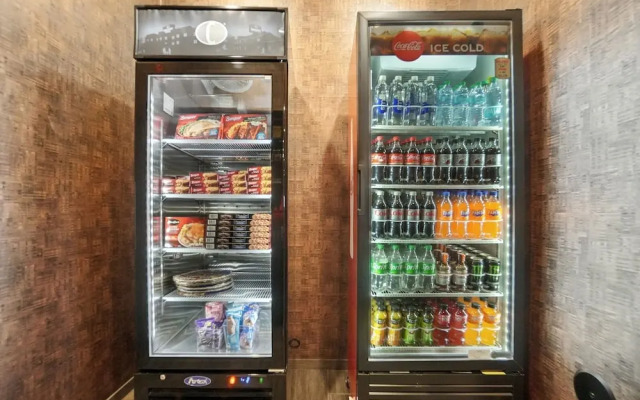 Cobblestone Hotel & Suites-Bellefontaine