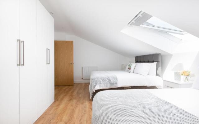 Skyvillion Tower Points - Tower Point Lovely apartment in Enfield London