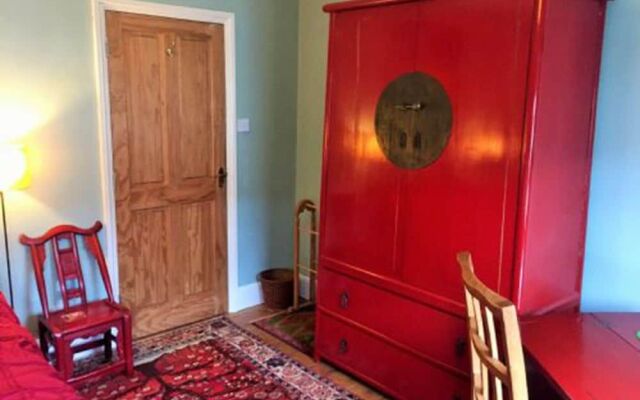 Artist Cottage B&B