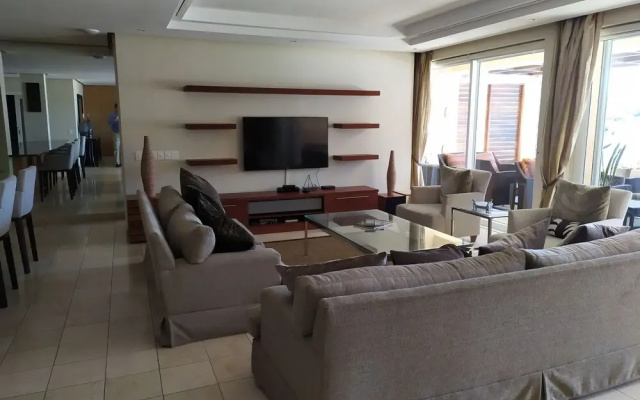 V&a Waterfront Marina Yacht Basin - 3 Bedrooms