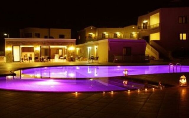 Sandy Suites